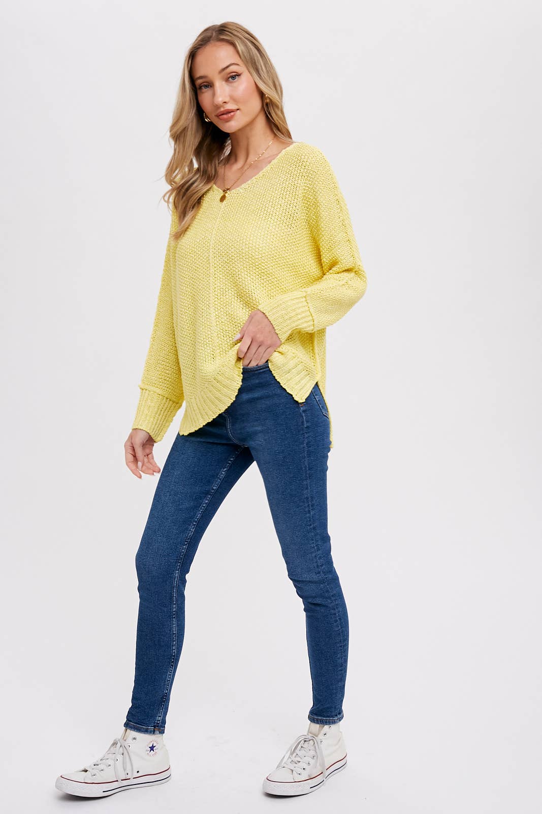 REVERSE SEAM LOOSE FIT SWEATER