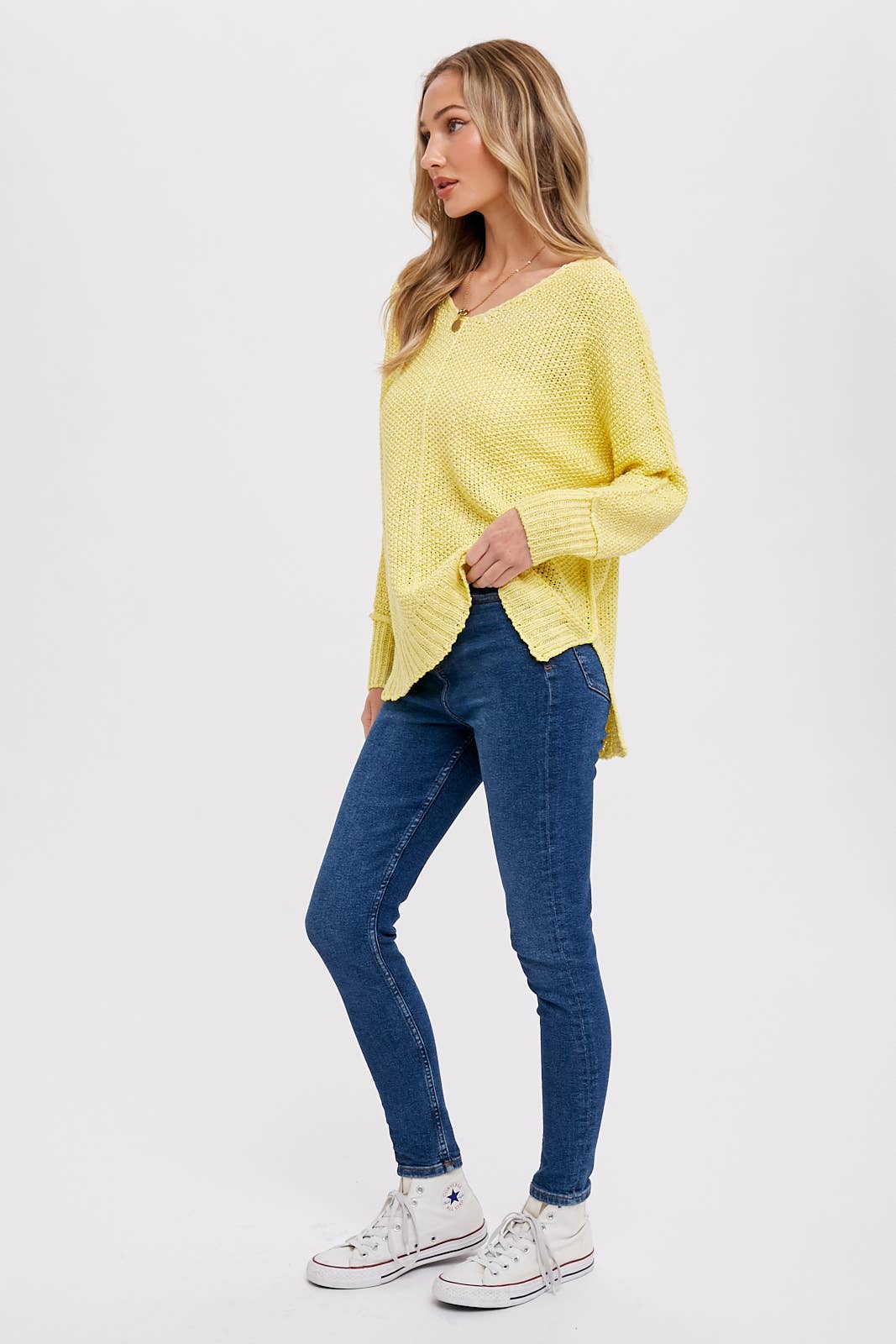 REVERSE SEAM LOOSE FIT SWEATER