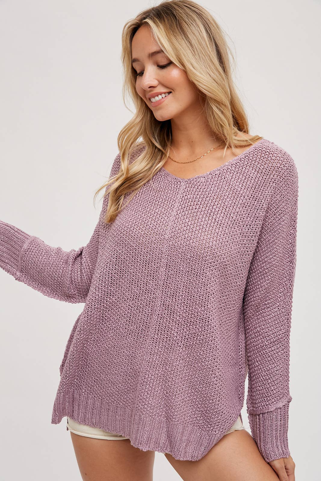 REVERSE SEAM LOOSE FIT SWEATER