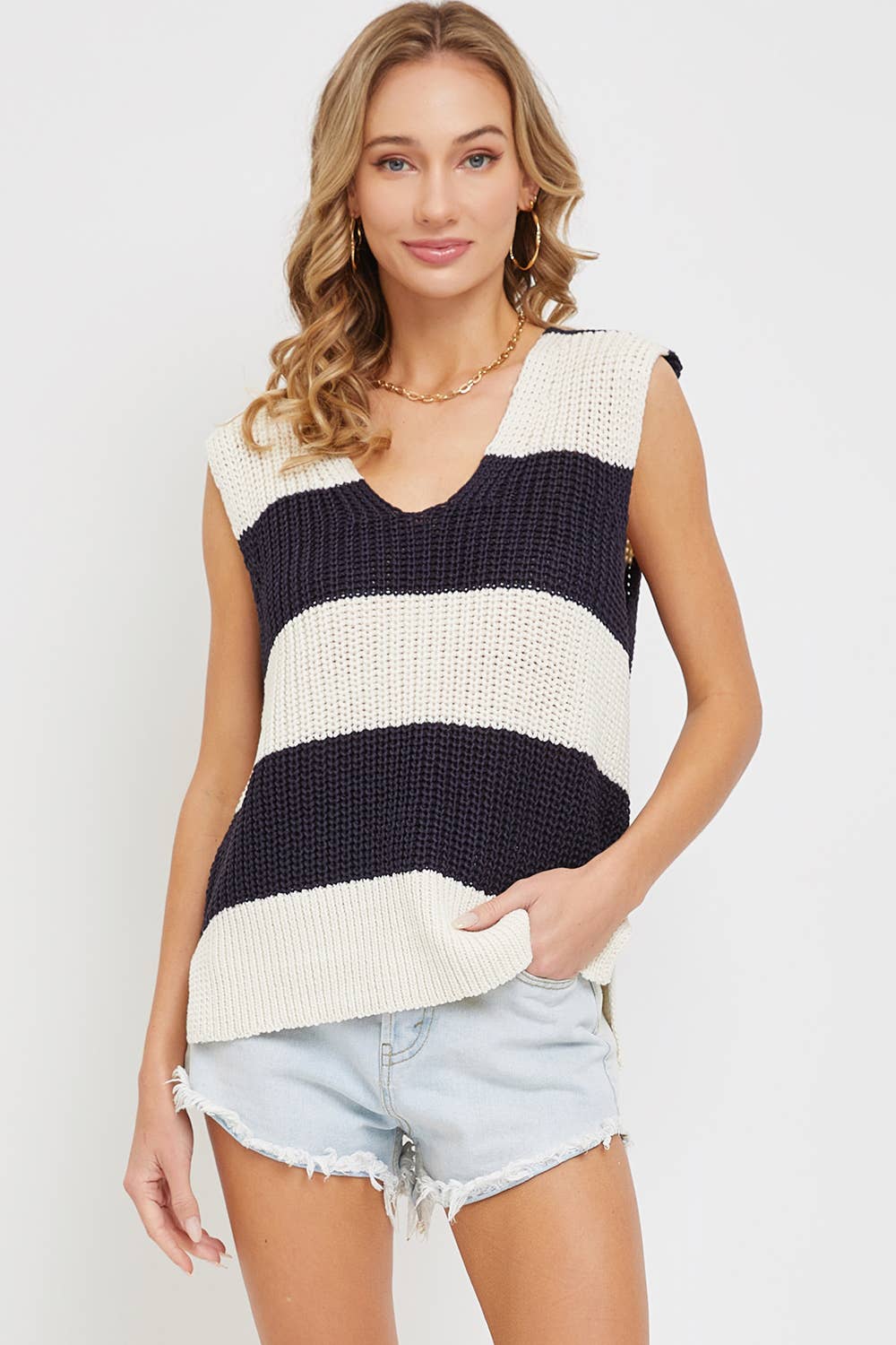 STRIPE KNIT VEST